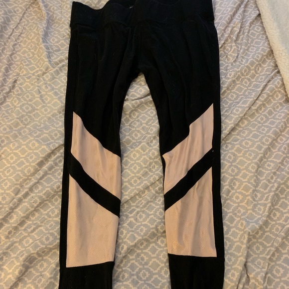 Workout leggings - Picture 2 of 3